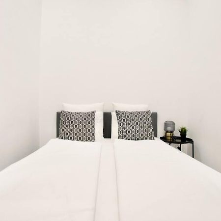Standard Apartment By Hi5-St. King Mini Studio Budapest Exterior foto